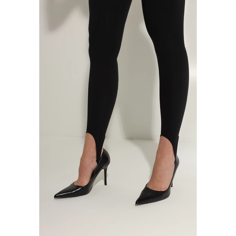 Signature Stirrup Leggings